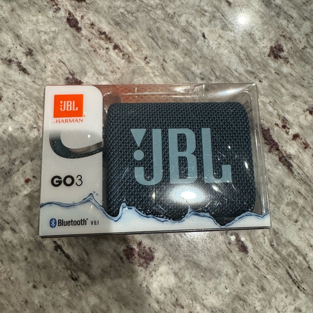 New JLB GO 3 portable speaker